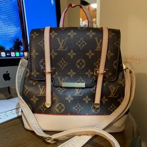 Brown monogram bag 💼